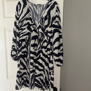 H&M Black and White Zebra Print Midi Dress